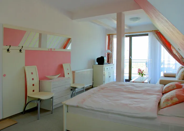 ゲストハウス Clajus 3*